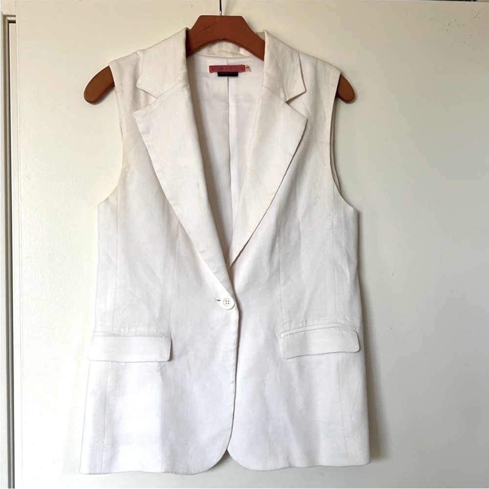 Alice + Olivia White Linen Vest